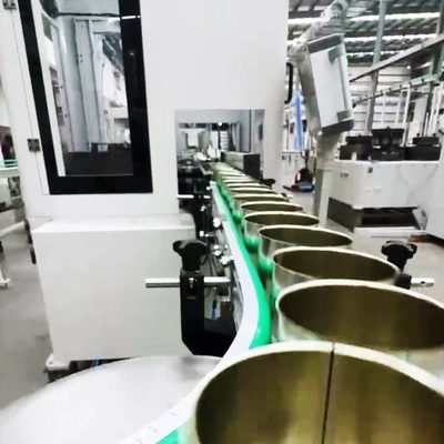 India: High-level palletizer with automatic placement of top frames and slip sheets
