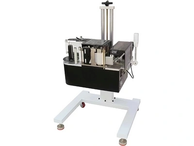 Automatic Labeling Machine
